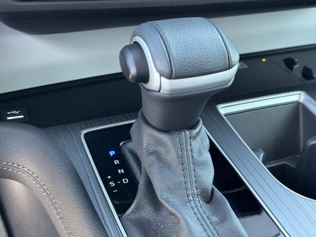 2025 Toyota Sienna XLE 8 Passenger