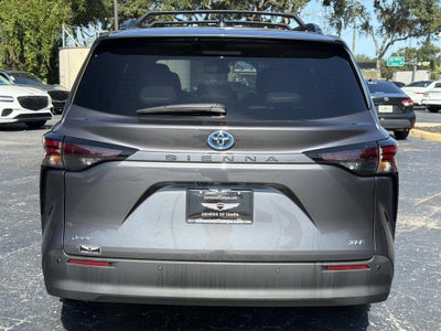 2025 Toyota Sienna XLE 8 Passenger