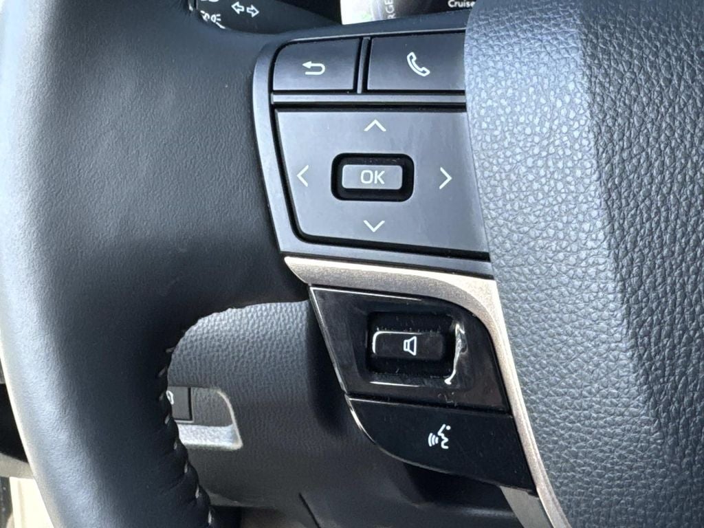 2025 Toyota Crown XLE