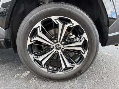 2025 Toyota RAV4 Plug-In Hybrid XSE