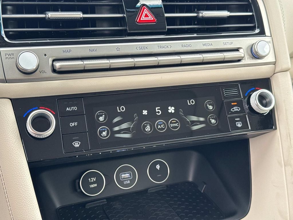 2026 Genesis G70 2.5T Prestige