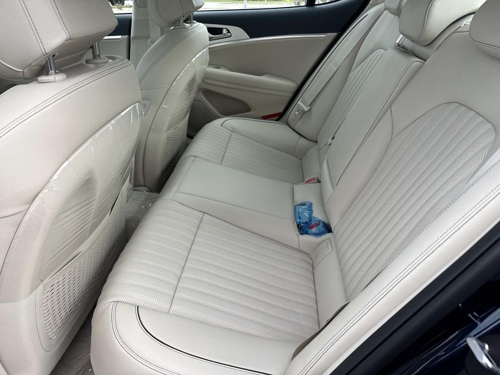 2026 Genesis G70 2.5T Prestige