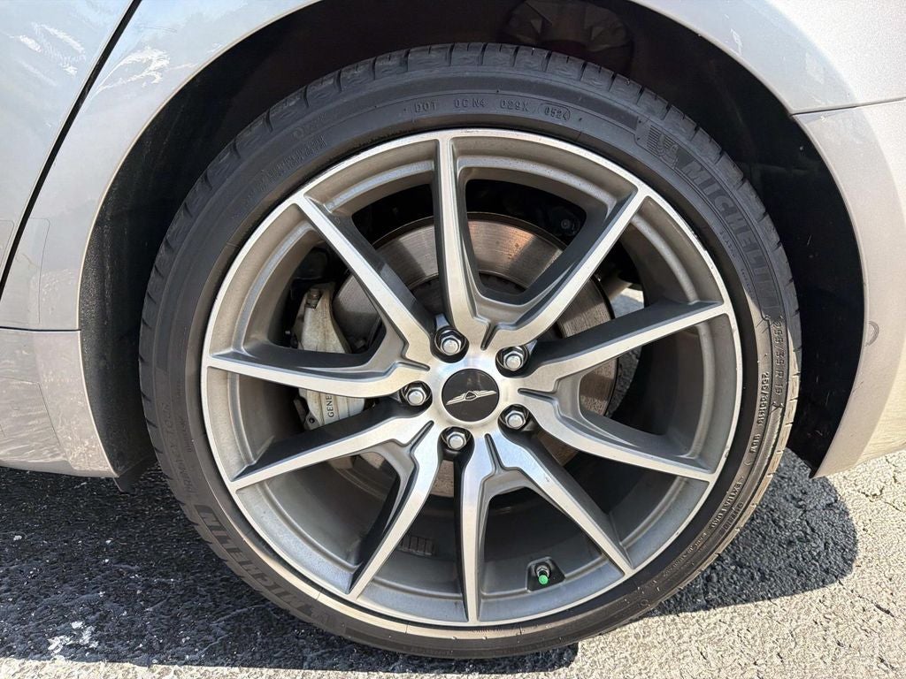 2025 Genesis G70 2.5T