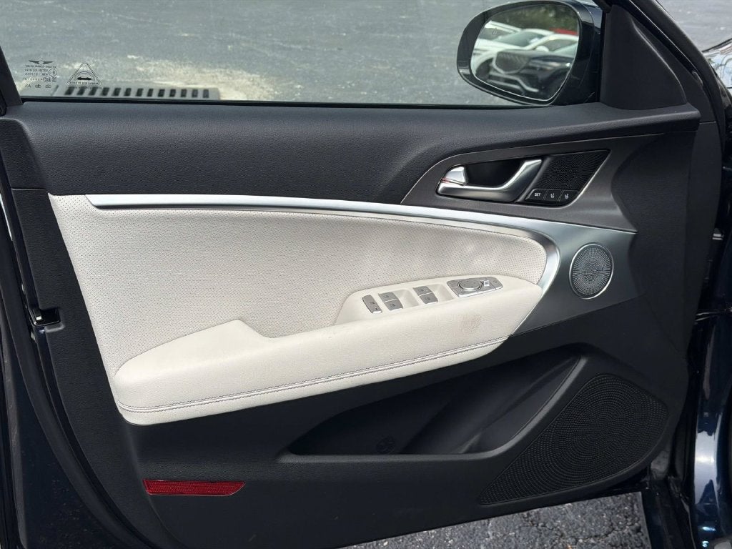 2027 Genesis G70 2.5T Sport Prestige