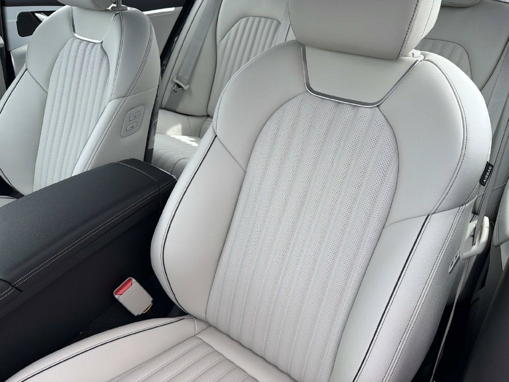 2027 Genesis G70 2.5T Sport Prestige