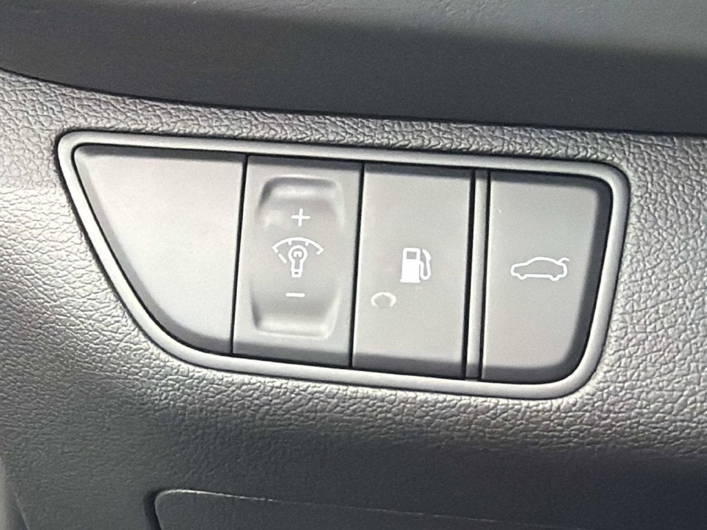 2027 Genesis G70 2.5T Sport Prestige