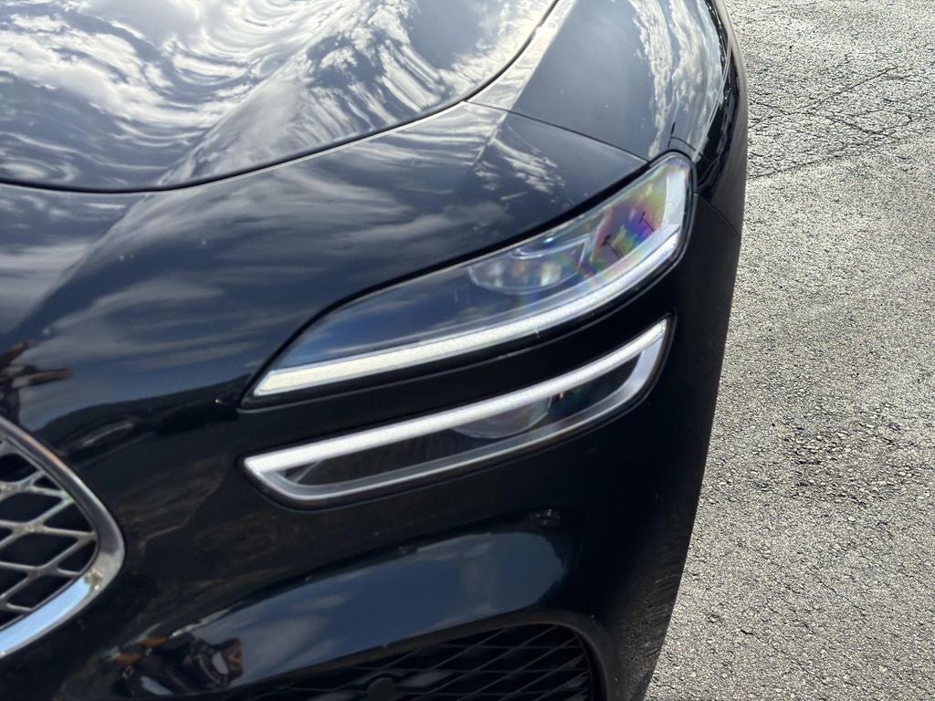 2022 Genesis G70 2.0T
