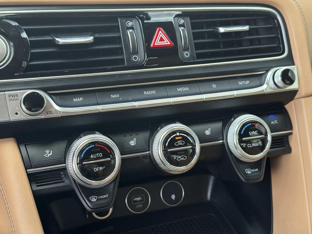 2022 Genesis G70 2.0T