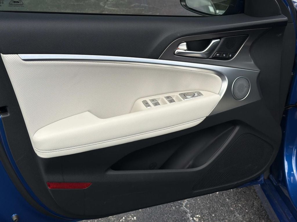 2026 Genesis G70 3.3T Sport Prestige
