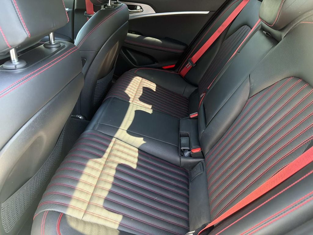2023 Genesis G70 3.3T