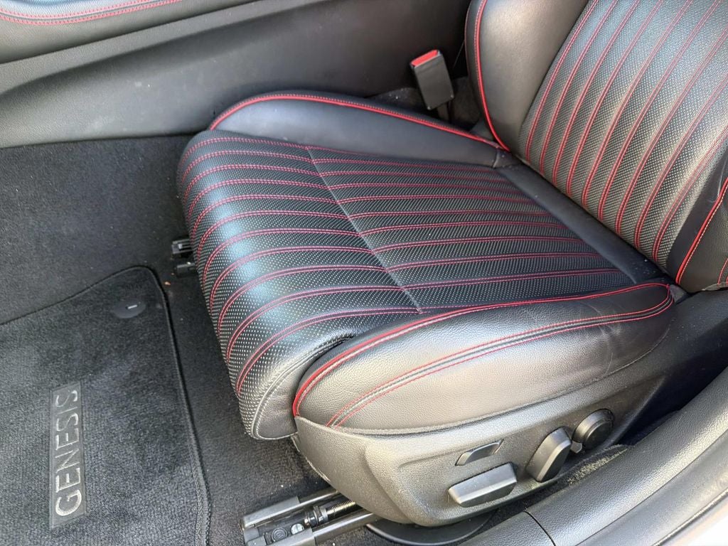 2023 Genesis G70 3.3T