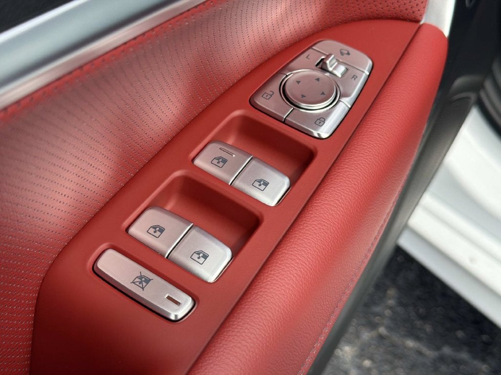 2027 Genesis G70 2.5T Sport Prestige
