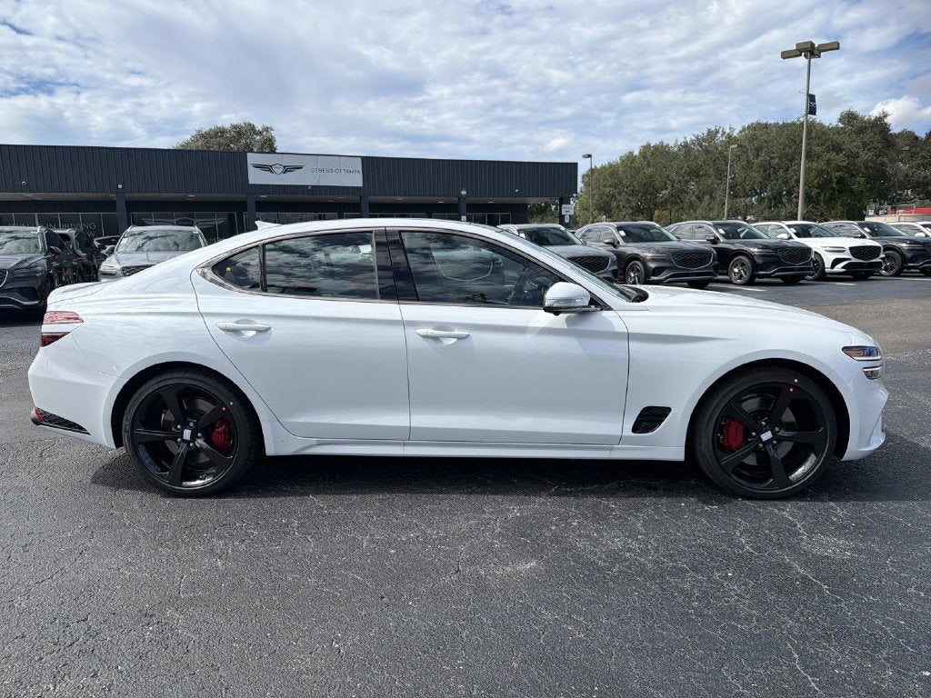 2027 Genesis G70 2.5T Sport Prestige