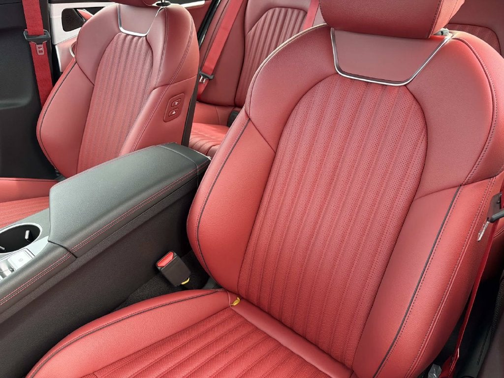 2027 Genesis G70 2.5T Sport Prestige