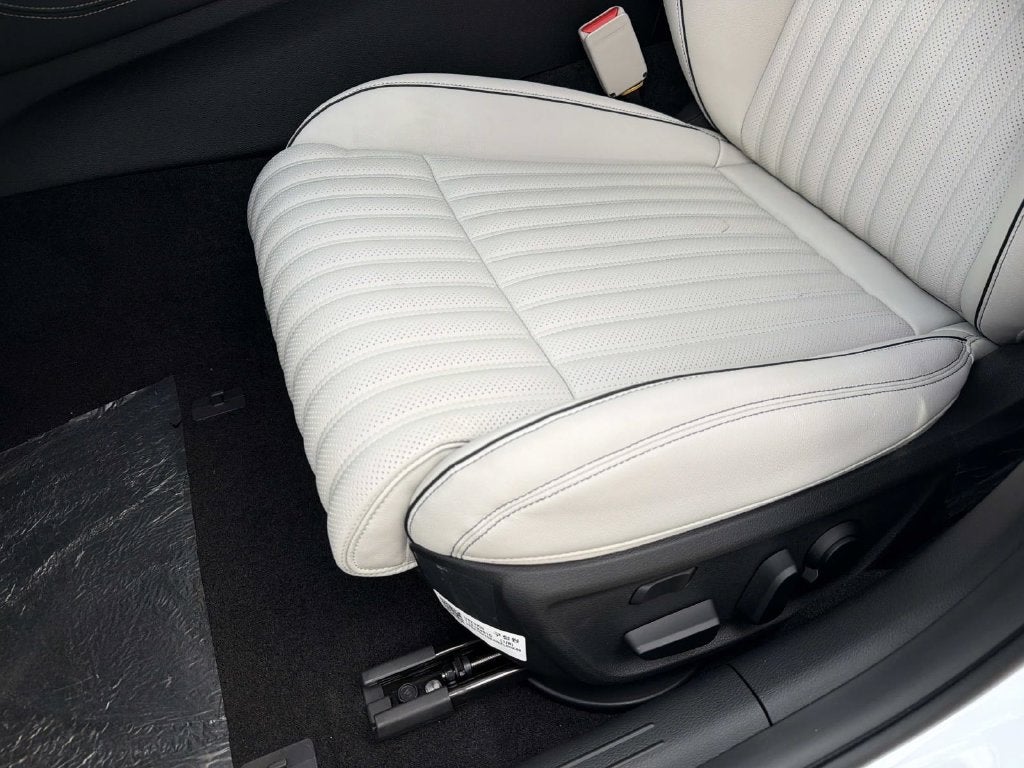 2027 Genesis G70 2.5T Sport Prestige