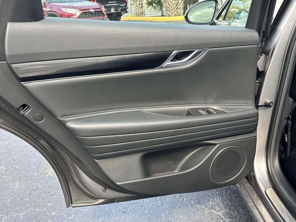 2026 Genesis G80 2.5T