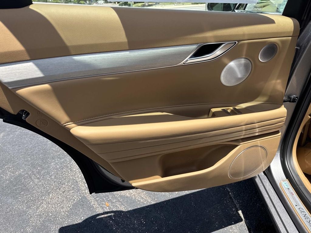 2025 Genesis G80 2.5T