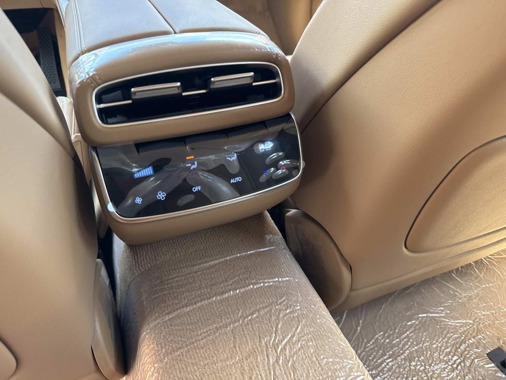 2025 Genesis G80 2.5T