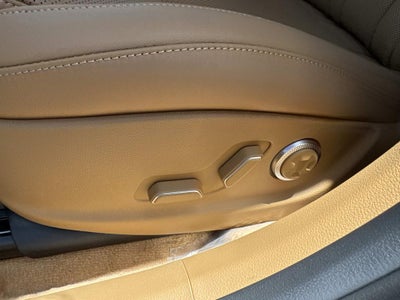 2025 Genesis G80 2.5T