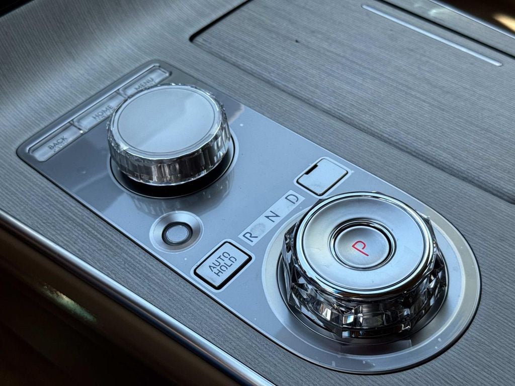 2025 Genesis G80 2.5T