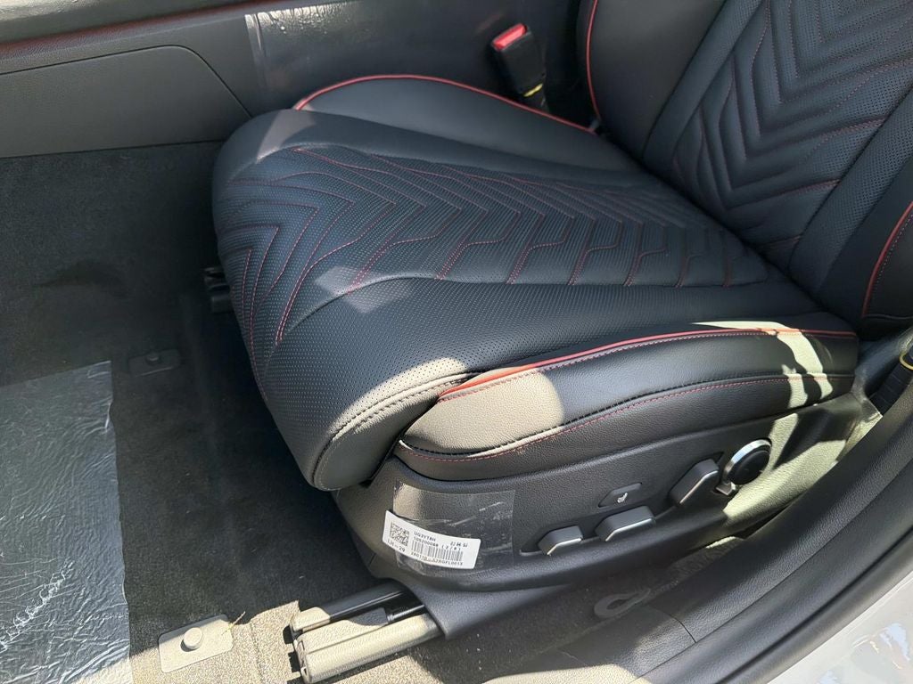 2026 Genesis G80 2.5T