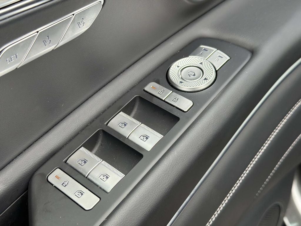 2025 Genesis GV80 2.5T Advanced