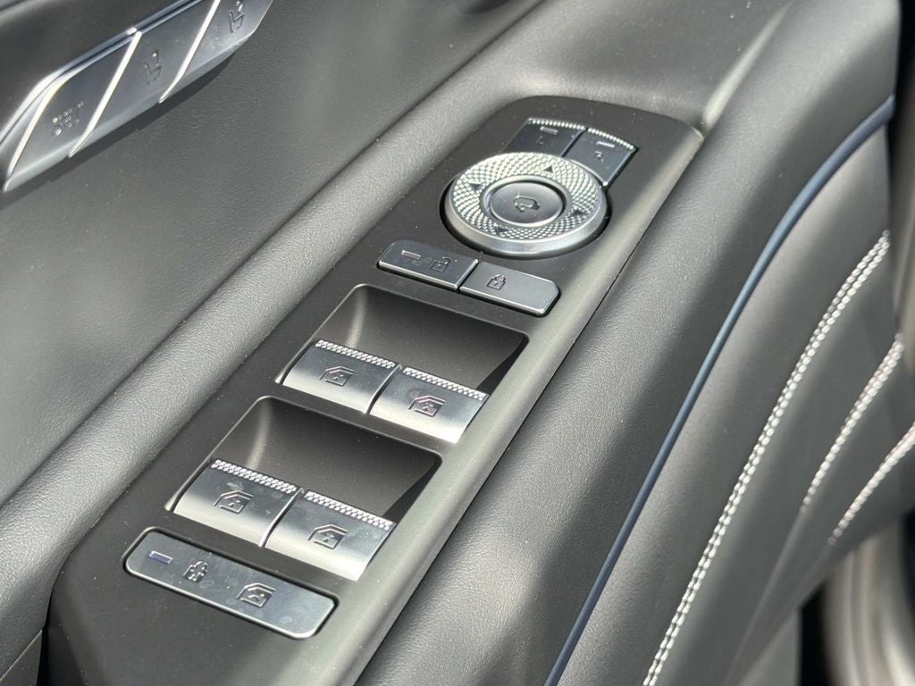 2027 Genesis GV80 2.5T Prestige