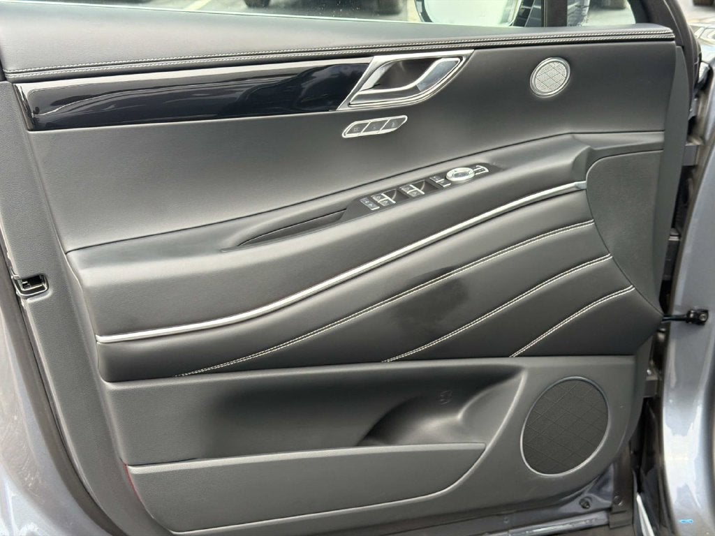 2027 Genesis GV80 2.5T