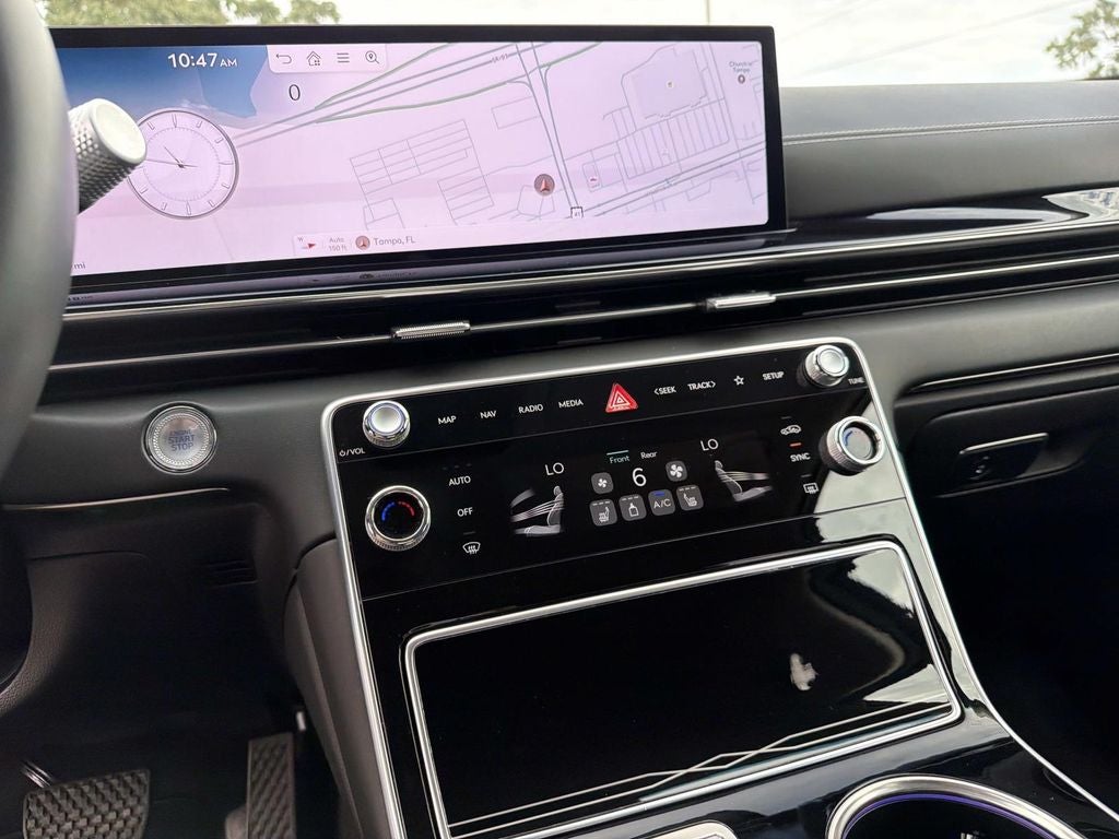 2025 Genesis GV80 2.5T