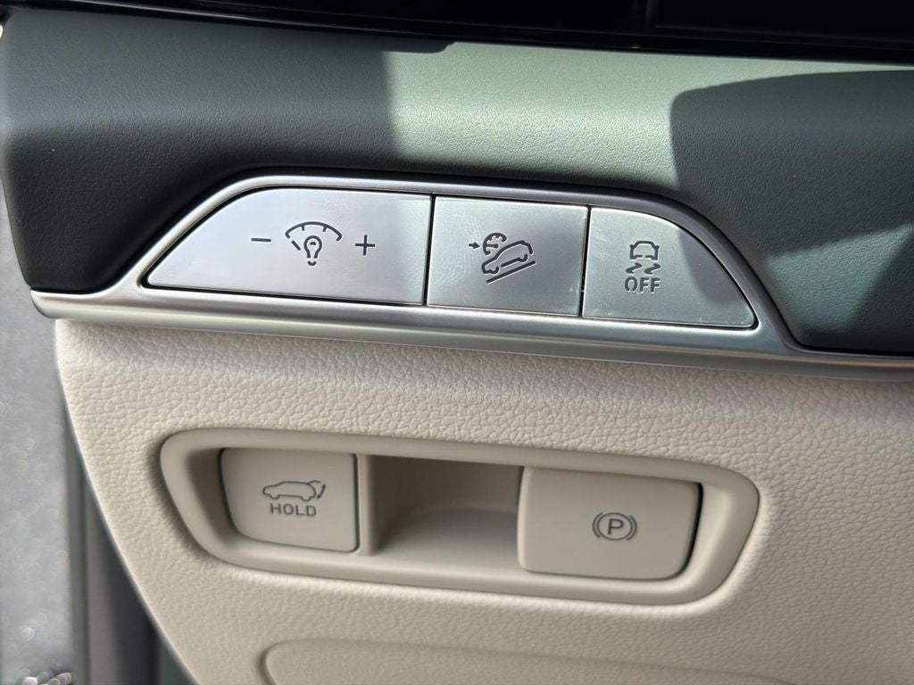 2027 Genesis GV80 2.5T