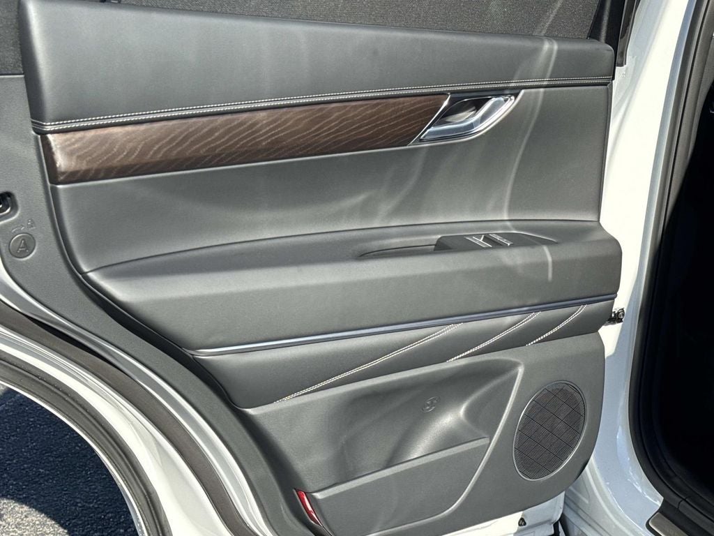 2026 Genesis GV80 2.5T