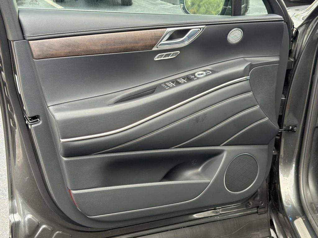 2027 Genesis GV80 2.5T Select