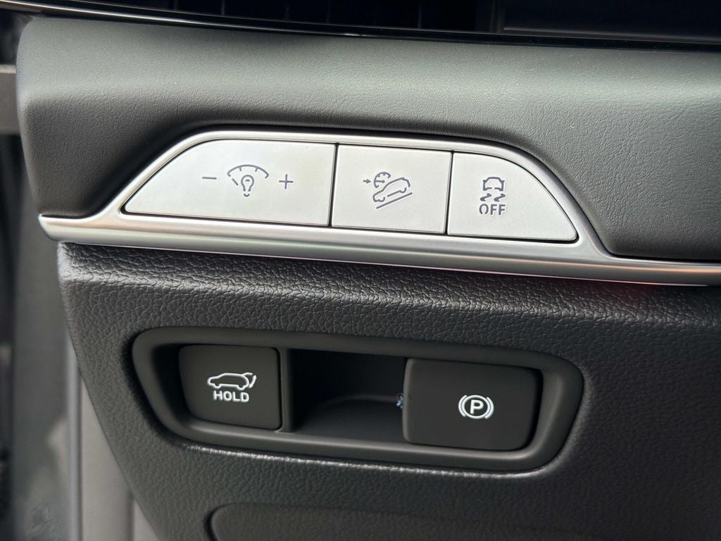 2027 Genesis GV80 2.5T Select