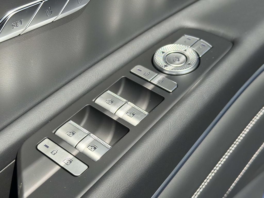 2026 Genesis GV80 2.5T