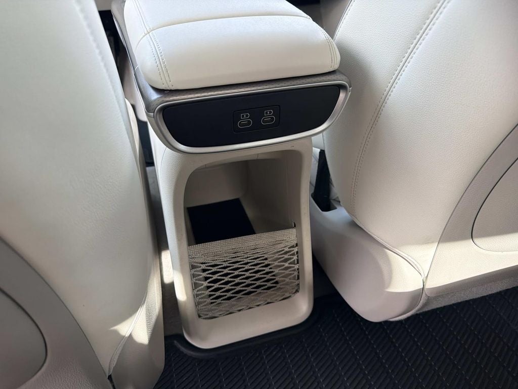 2023 Genesis GV60 Advanced