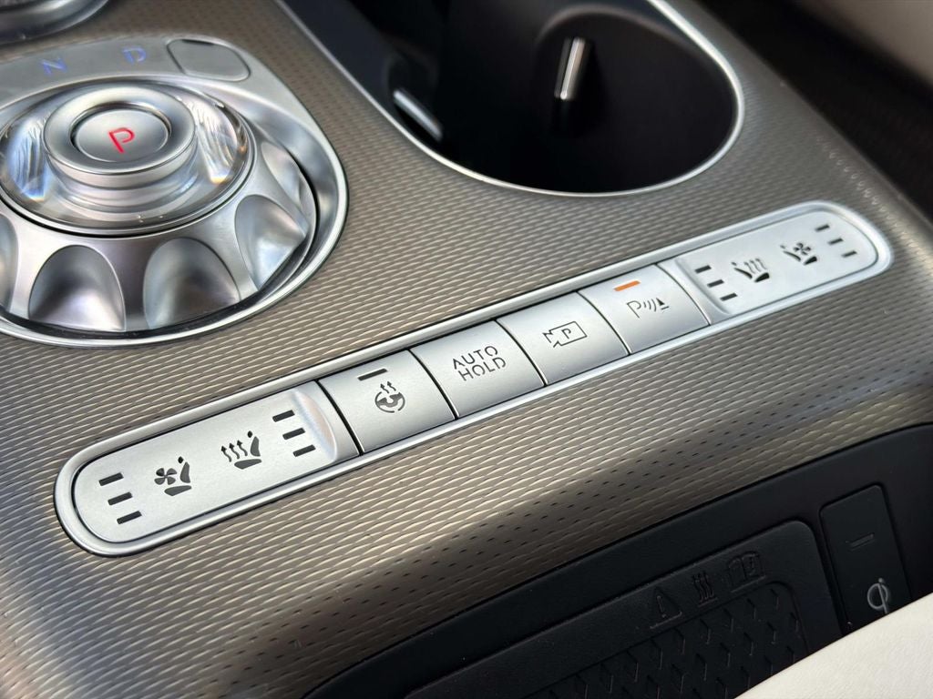 2023 Genesis GV60 Advanced