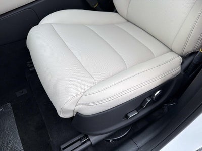 2027 Genesis GV70 2.5T