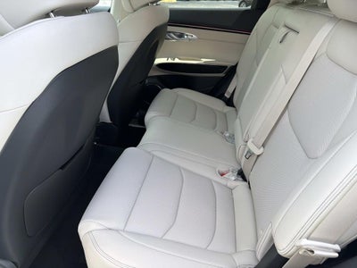2027 Genesis GV70 2.5T