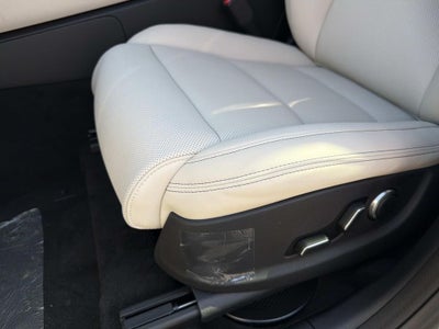 2027 Genesis GV70 2.5T