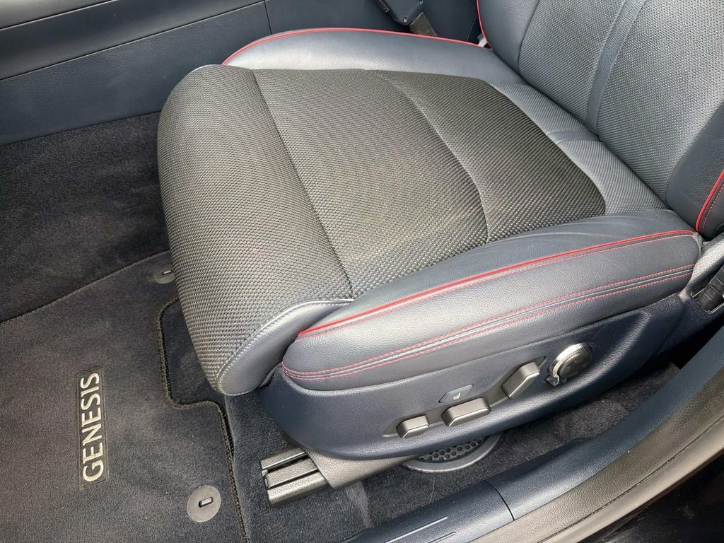 2023 Genesis GV70 2.5T Sport Prestige