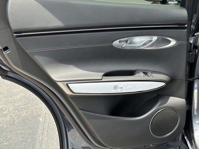 2027 Genesis GV70 2.5T