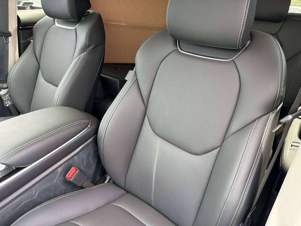 2027 Genesis GV70 2.5T