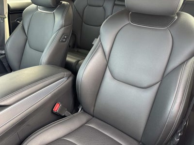 2023 Genesis GV70 2.5T Select