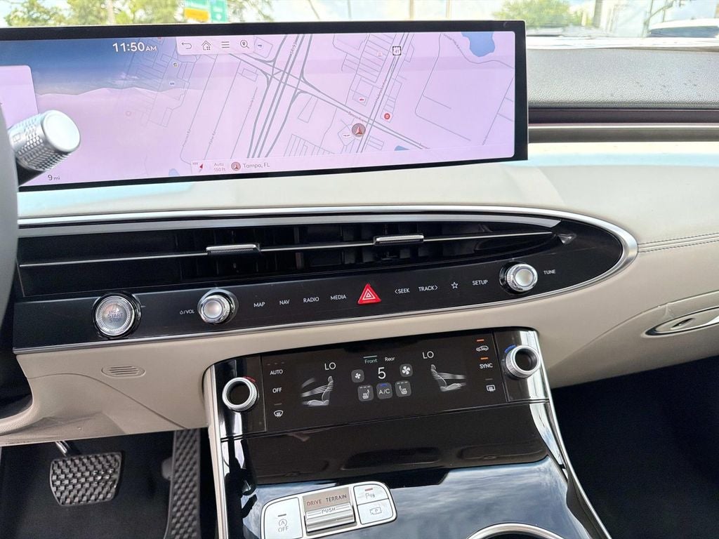 2027 Genesis GV70 2.5T