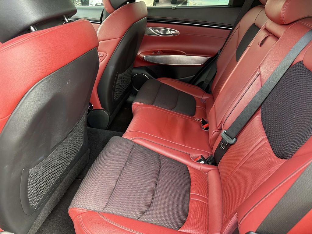 2023 Genesis GV70 2.5T