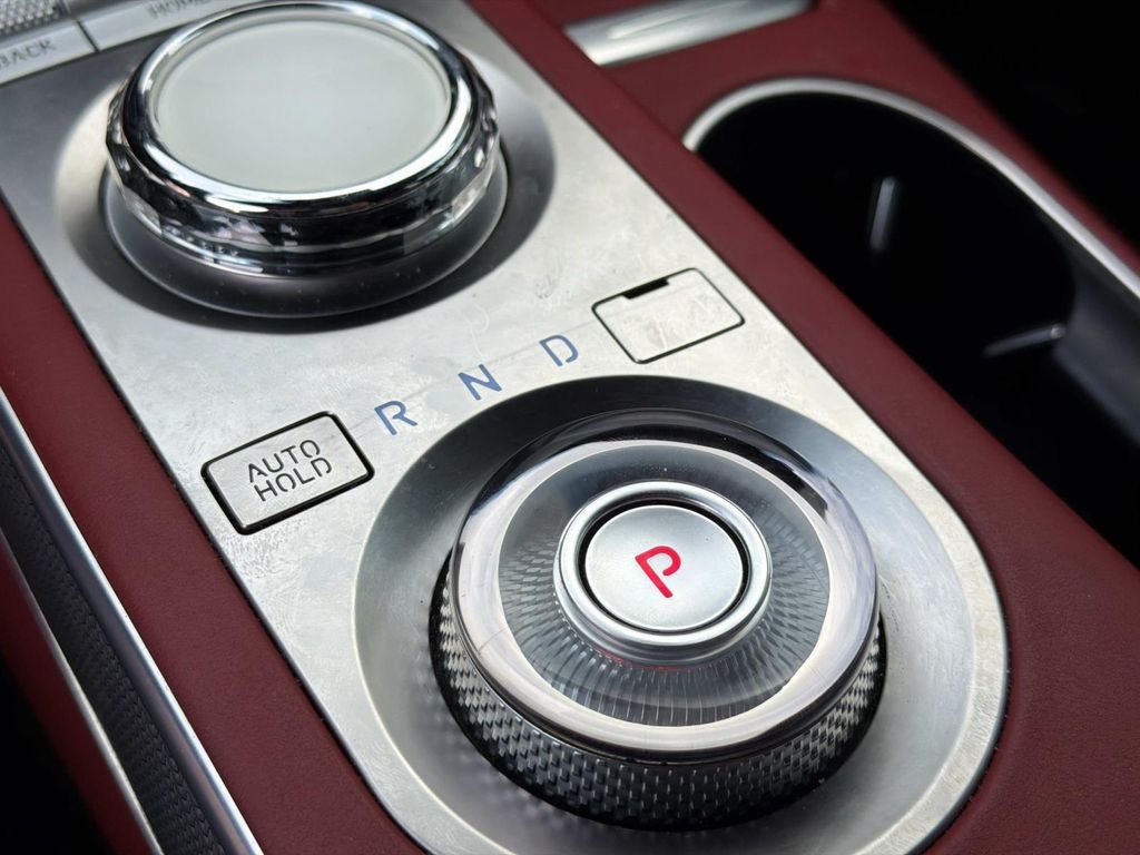 2023 Genesis GV70 2.5T
