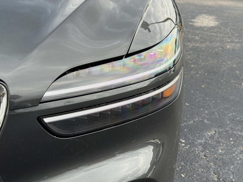2027 Genesis GV70 2.5T