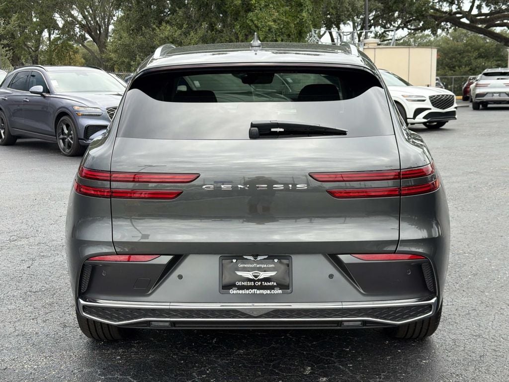 2027 Genesis GV70 2.5T