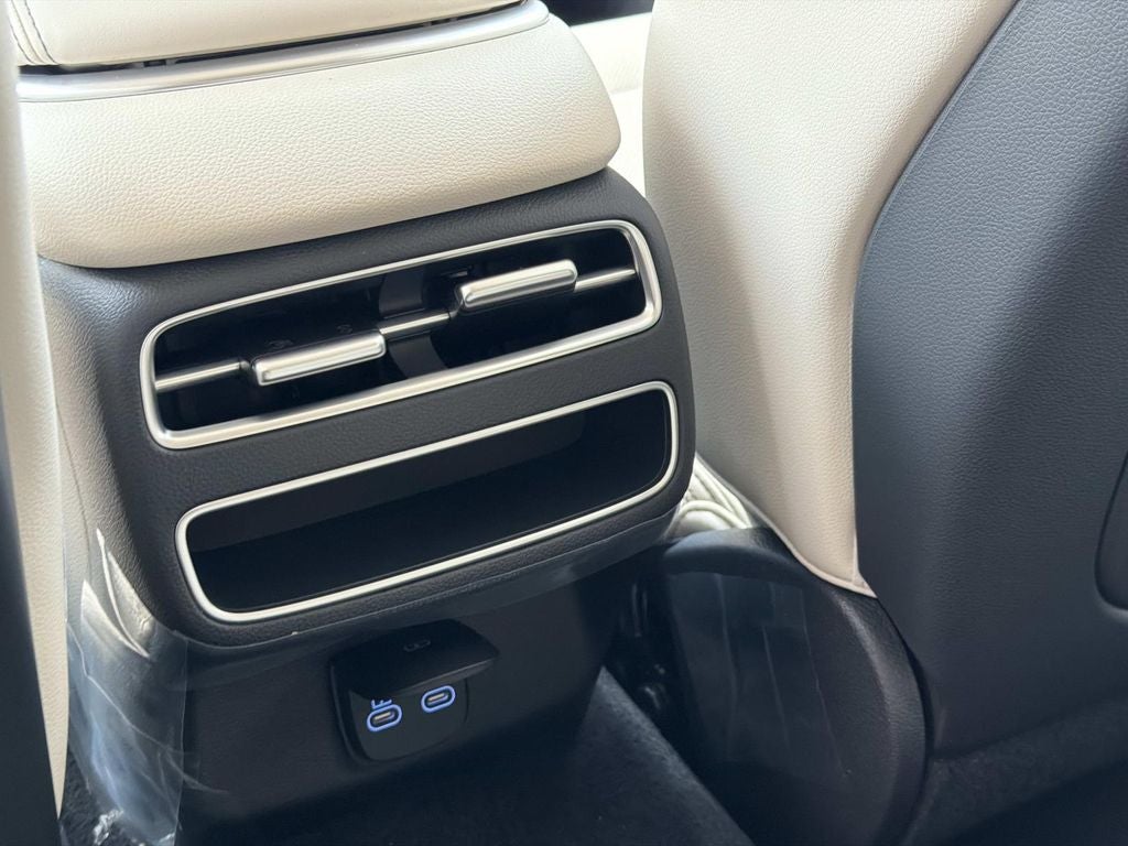 2027 Genesis GV70 2.5T