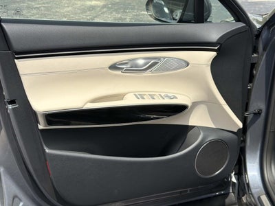 2027 Genesis GV70 2.5T